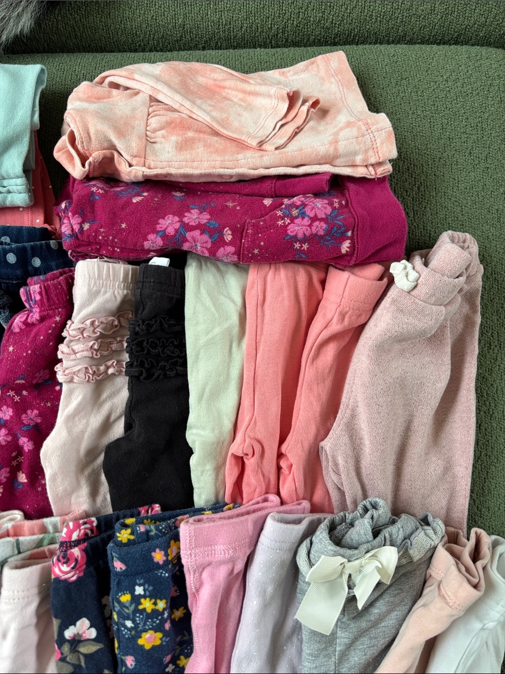 Bundle of 34 6-9 Month Pants and Zip-Up Sweatshirts - Picture 5 of 11